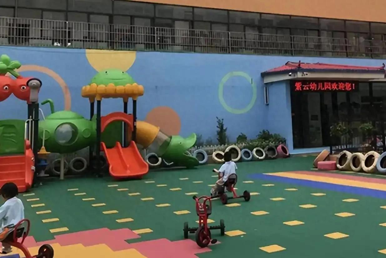 幼兒園關停潮背后:年輕父母正在悄悄改變生育觀