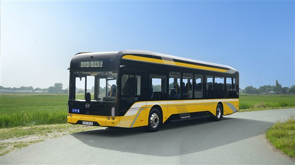 比亞迪全新大巴B13.b全球首秀:560度刀片電池 續(xù)航最高700公里