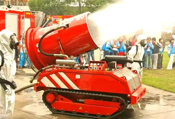 蘇州主場降溫機器人出大招：具備吹風、排煙、滅火三合一功能